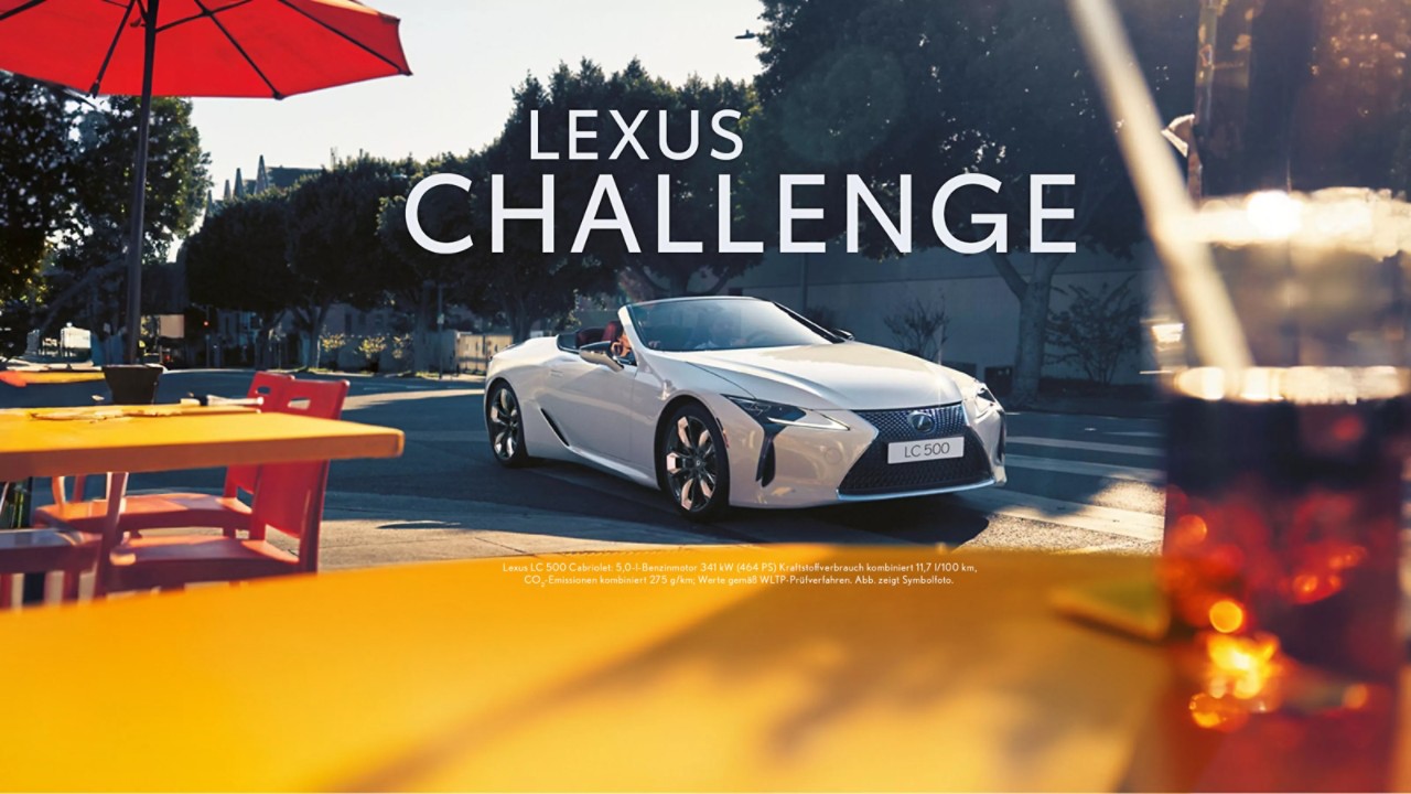 Lexus Challenge Text über einem Lexus LC 500