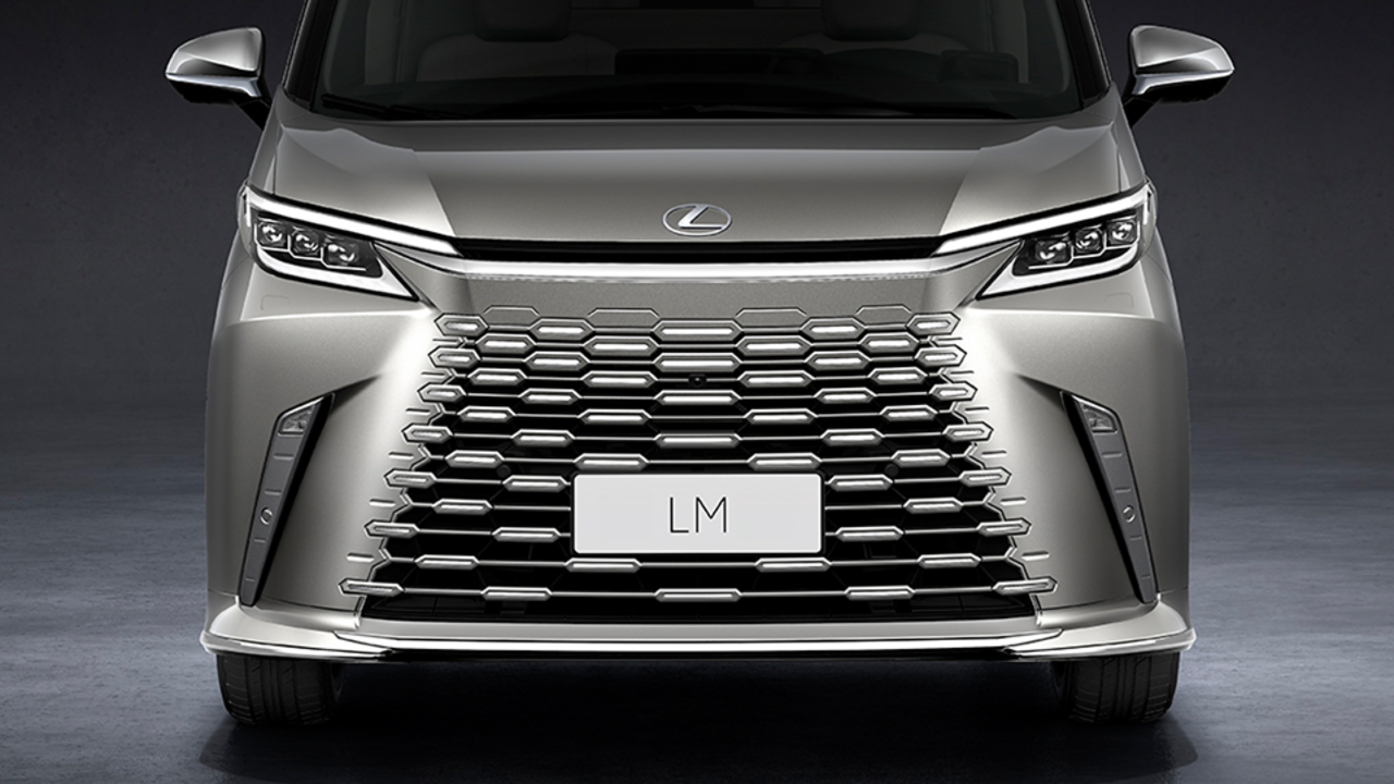 Lexus LM Kühlergrill in Nahaufnahme